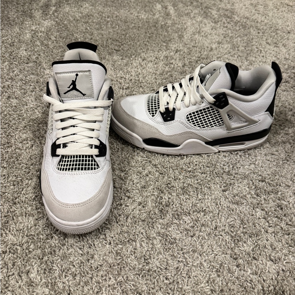 Jordan 4 Retro Military Black